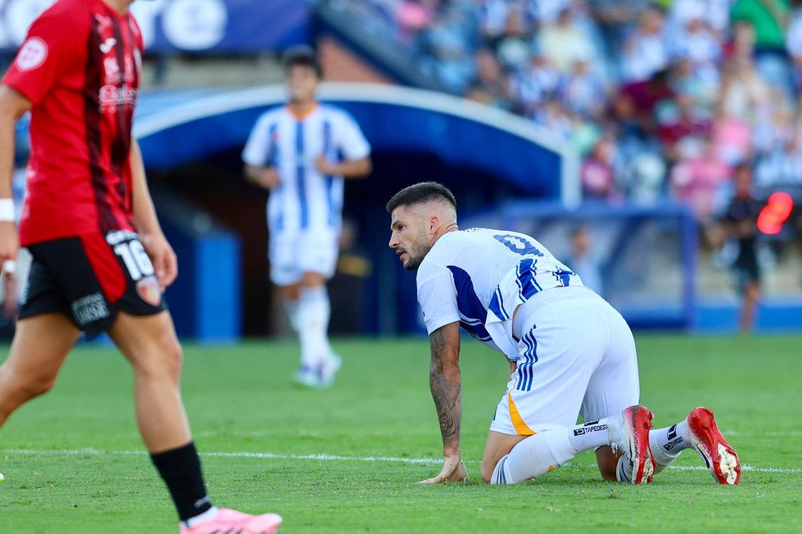 El tropezón del Recre en casa, en imágenes