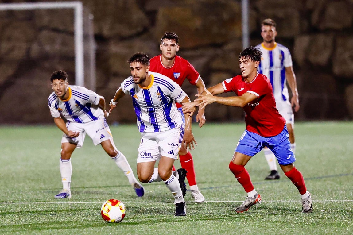 Las imágenes de la victoria del Recre en Estepona