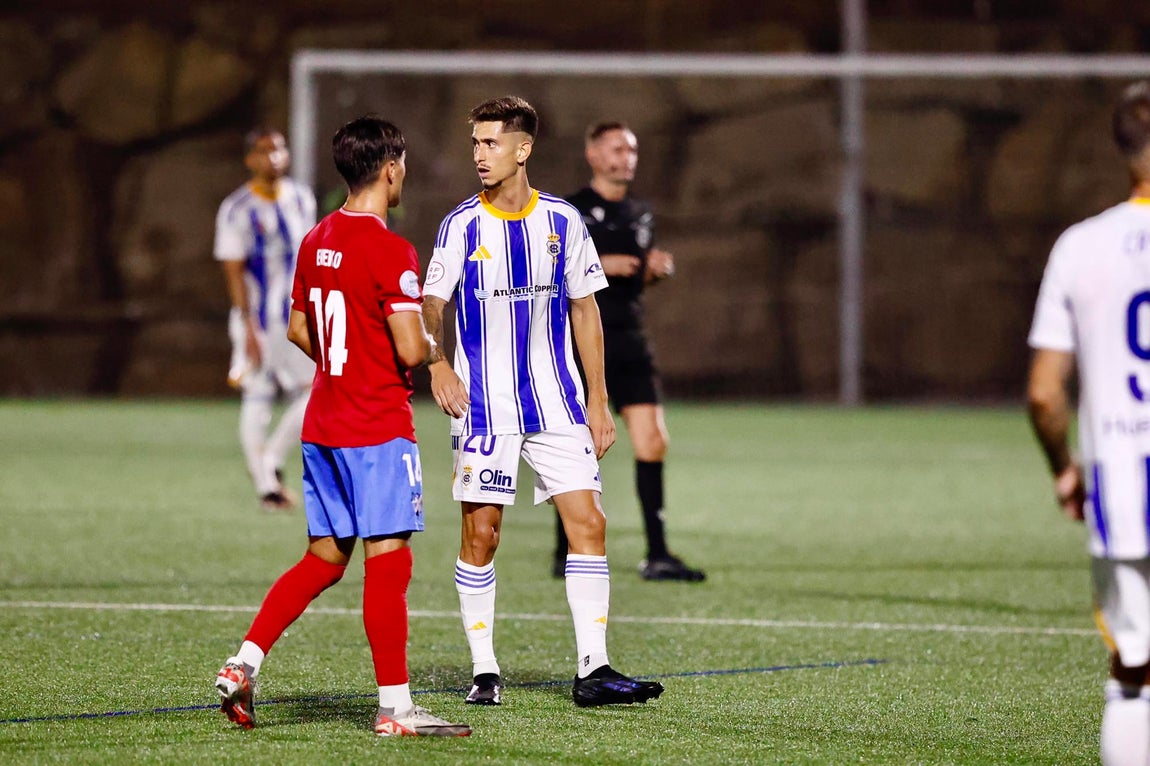 Las imágenes de la victoria del Recre en Estepona