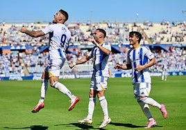 Crónica Recreativo-Lorca: La primera victoria en casa llega a arreones de ambición (2-1)