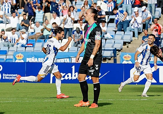 Bernal celebra su gol