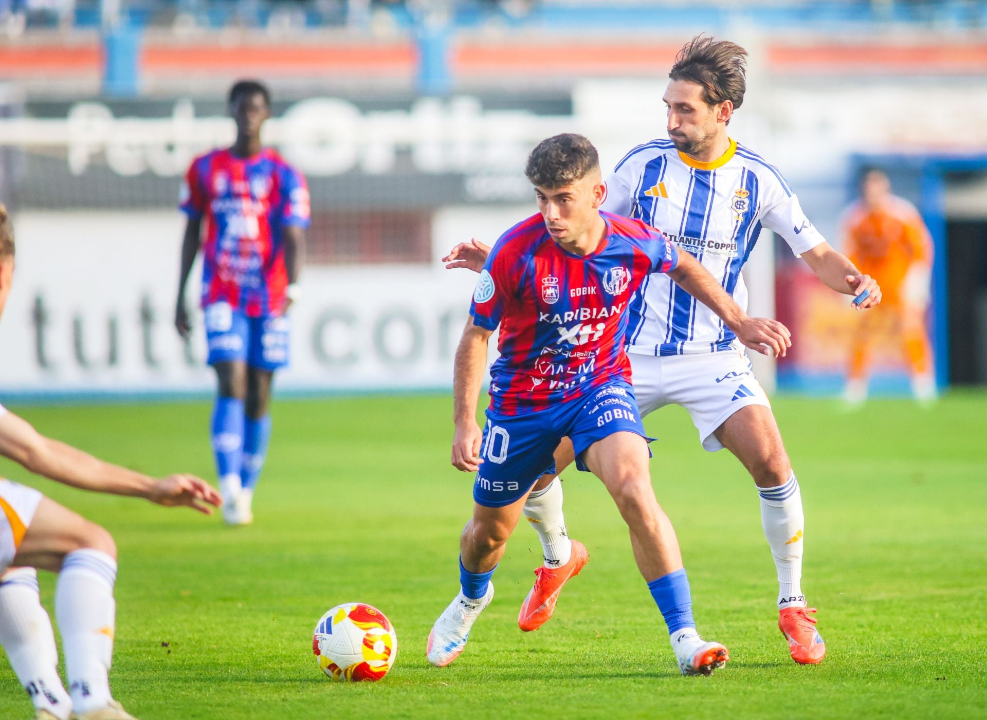 Las imágenes de la derrota del Recreativo ante el Yeclano en La Constitución