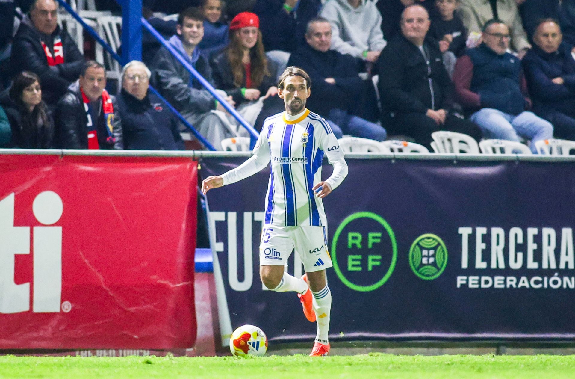 Las imágenes de la derrota del Recreativo ante el Yeclano en La Constitución