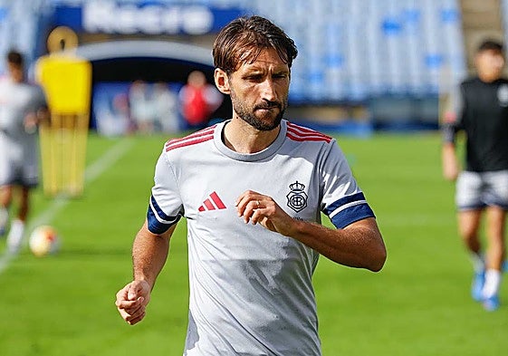 El centrocampista Manu López en un entrenamiento en el Nuevo Colombino