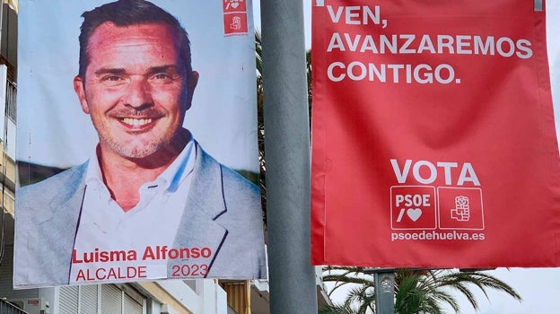 Banderola del candidato del PSOE en Punta Umbría