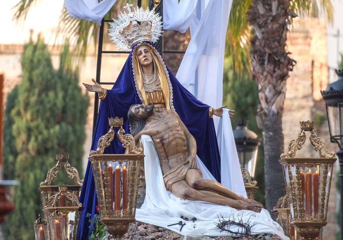 El paso de la Virgen de las Angustias