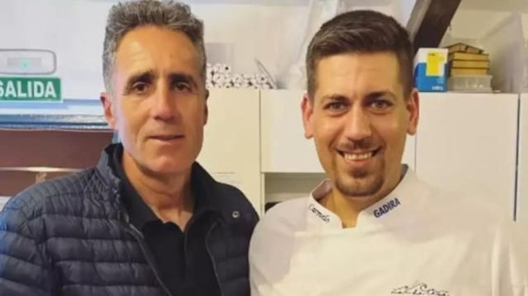 Miguel Induráin, junto a Carmelo Romero, chef de Mar de Leva