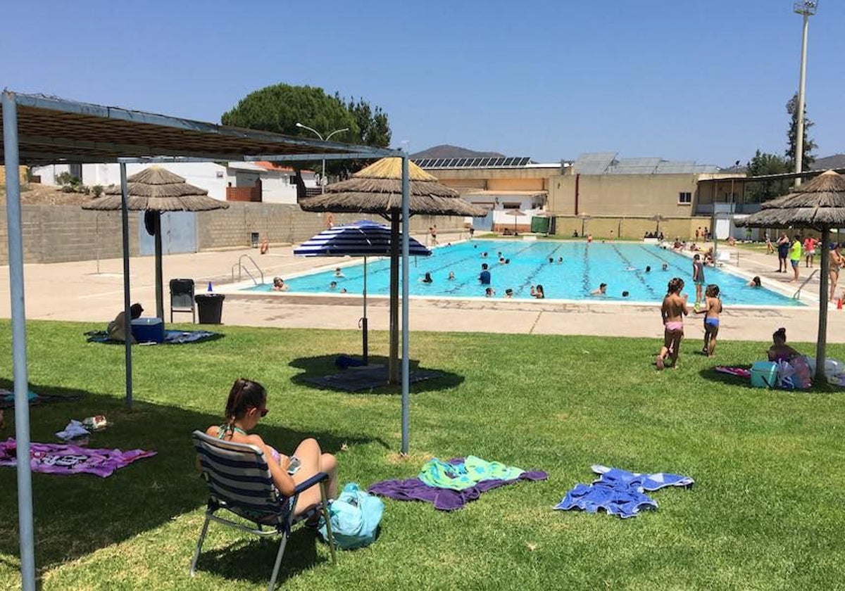 Foto de archivo de la piscina de Nerva