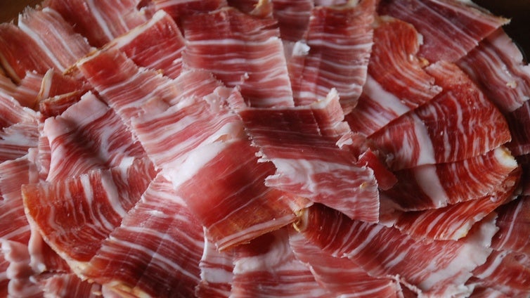 Una médica de Huelva explica qué le ocurre a nuestro cuerpo cuando comemos jamón: «Disminuye el...»