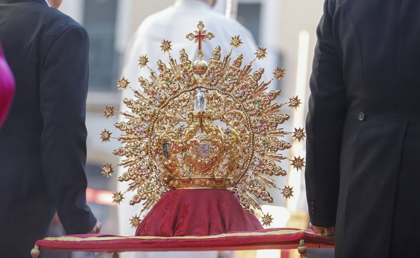 La coronación de la Virgen de la Amargura de Huelva, en imágenes