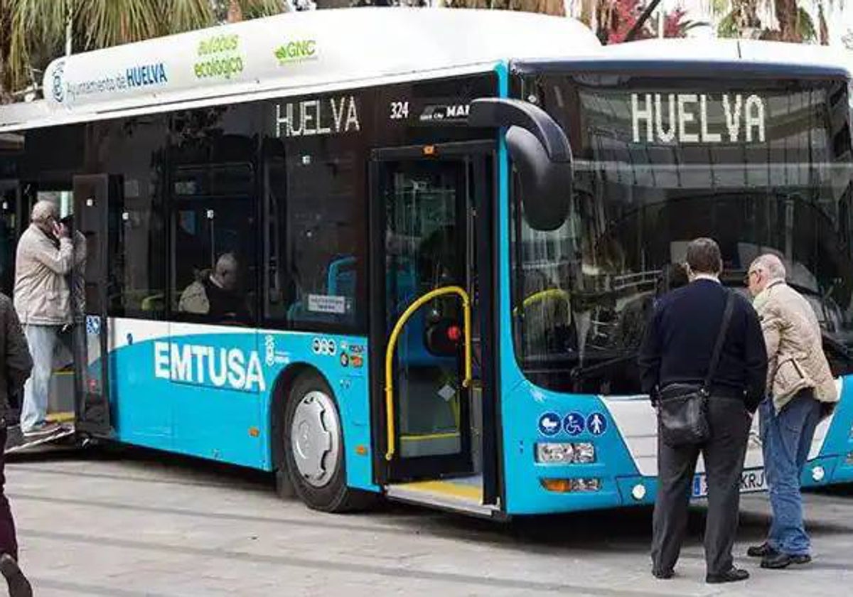 Emtusa tendrá algunos horarios especiales con motivo de la Semana Santa 2024 de Huelva