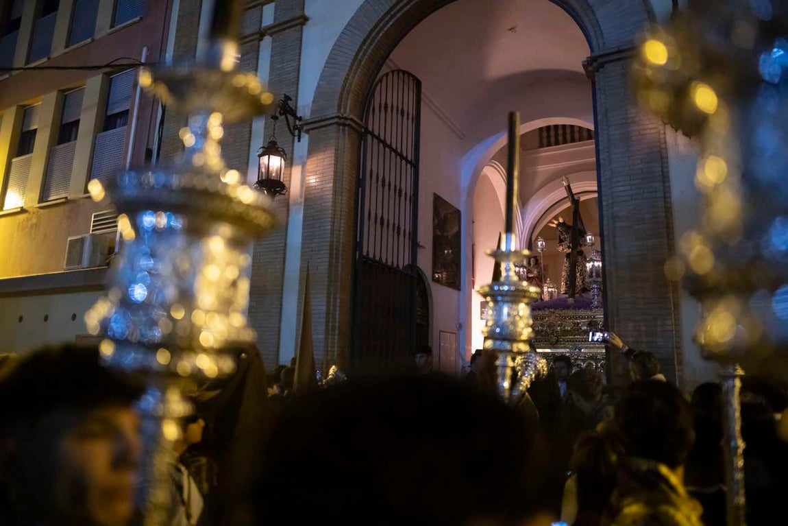 El Lunes Santo de Huelva, en imágenes