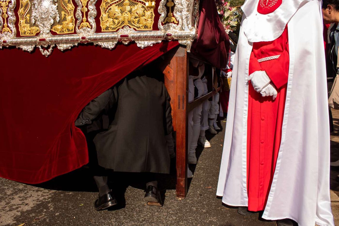El Lunes Santo de Huelva, en imágenes