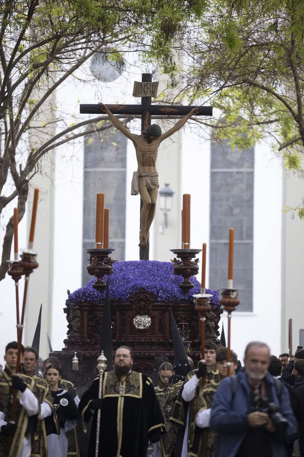 El Martes Santo de Huelva, en imágenes