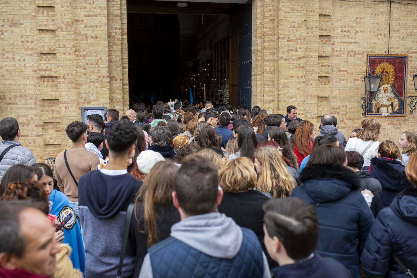 El Miércoles Santo de Huelva, en imágenes