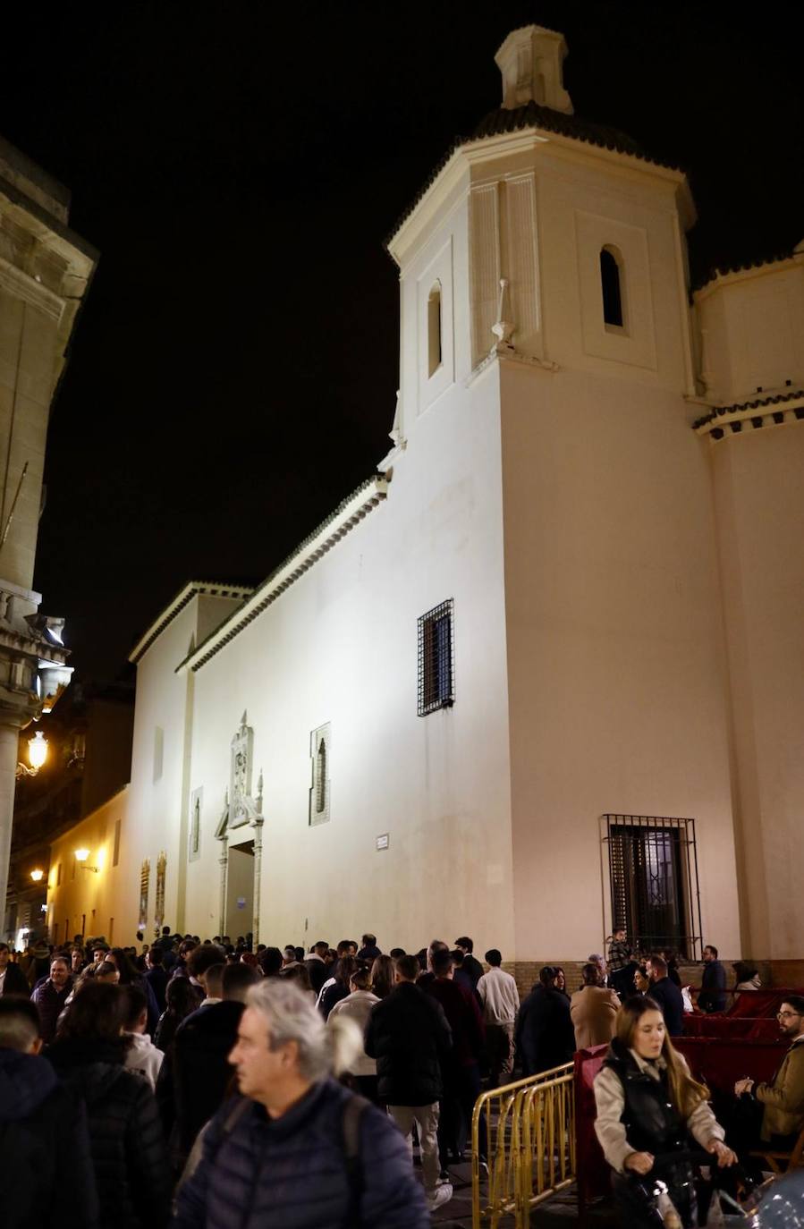 El Jueves Santo de Huelva, en imágenes