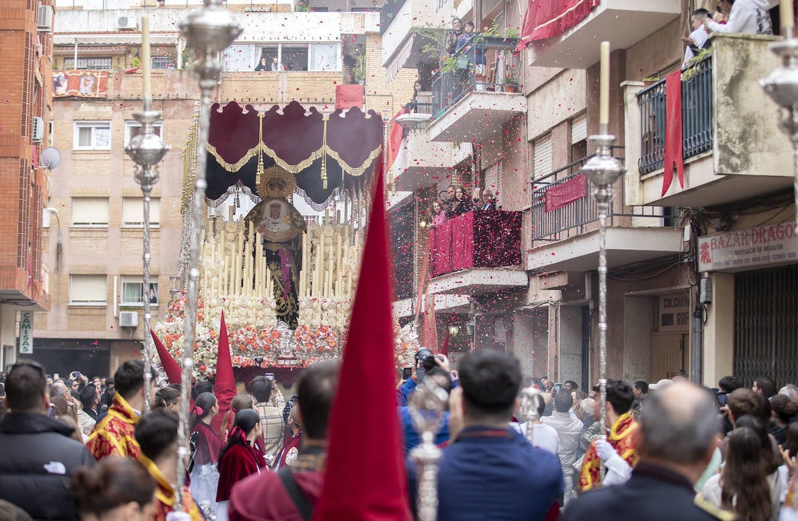 El Viernes Santo de Huelva, en imágenes