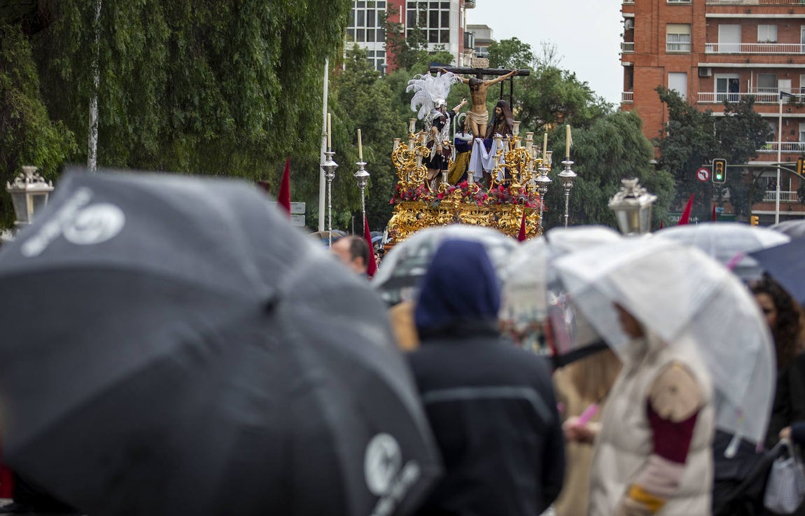 El Viernes Santo de Huelva, en imágenes