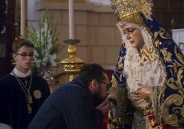 Todos los besamanos en Huelva a María Santísima con motivo de la Solemnidad de la Inmaculada Concepción