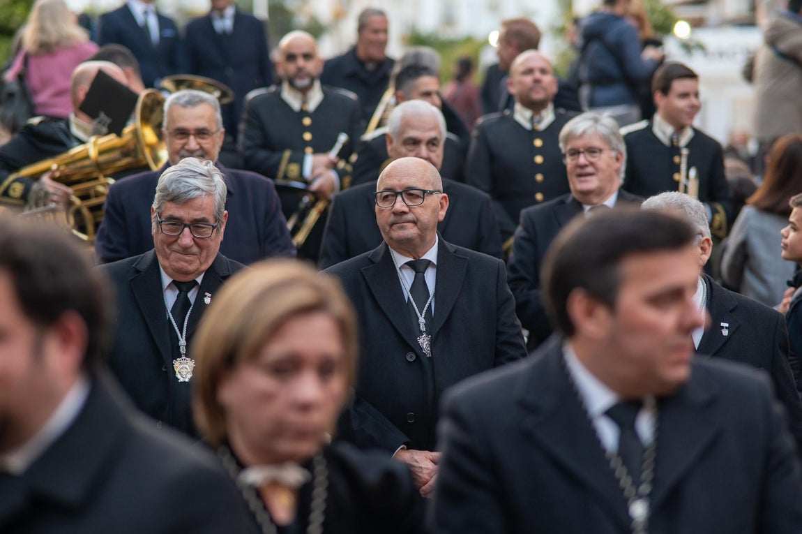 El Vía Crucis de la Semana Santa de Huelva 2025, en imágenes