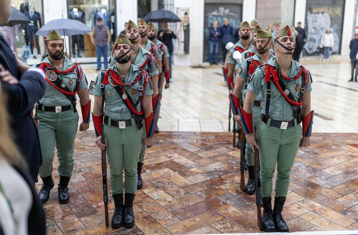 Las imágenes de los cambios de guardia de los legionarios en la Concepción