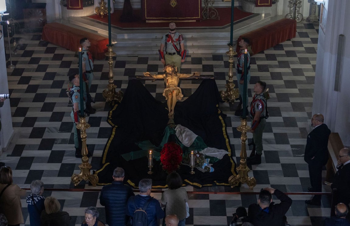 Las imágenes de los cambios de guardia de los legionarios en la Concepción
