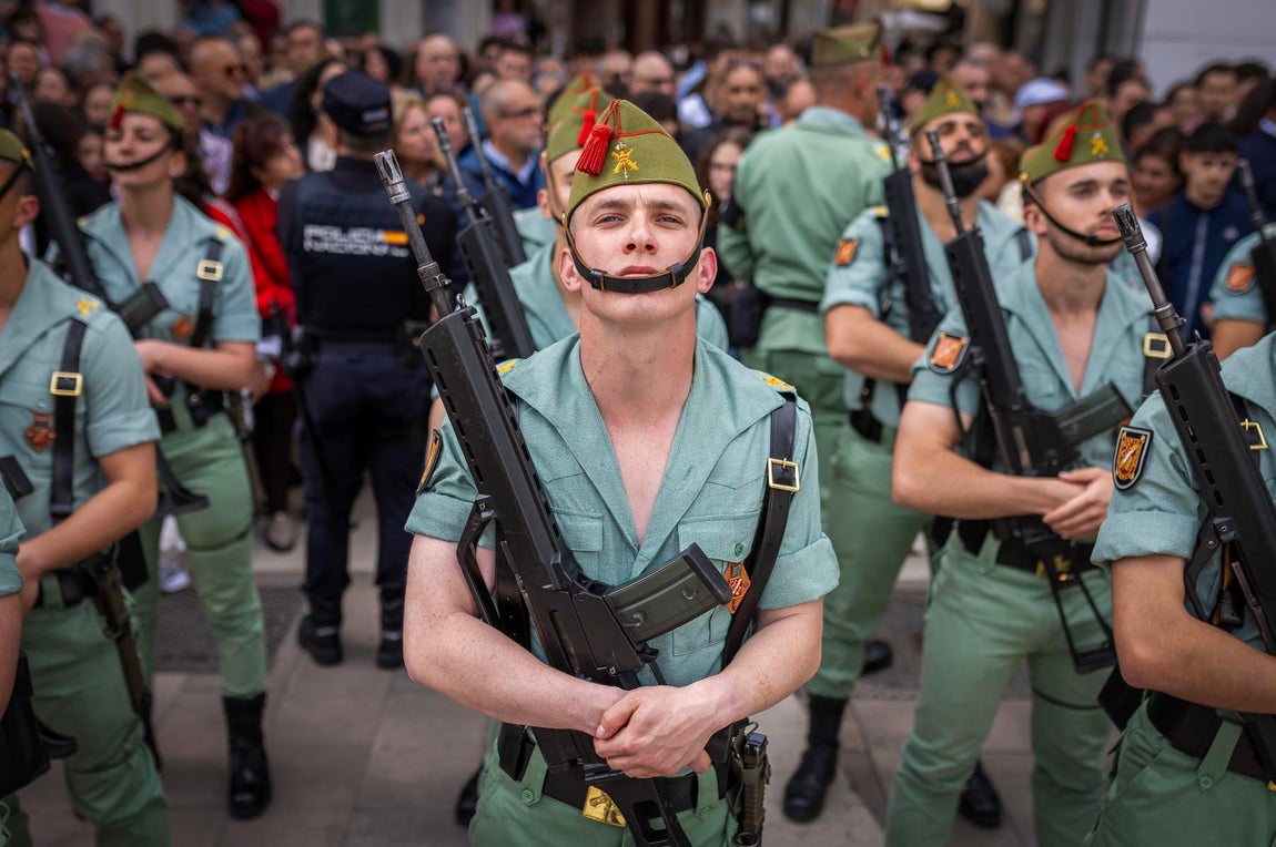 Las imágenes del Sábado de Pasión de la Semana Santa de Huelva 2025