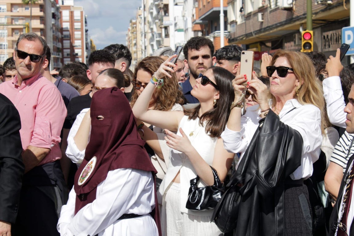 Las imágenes que ha dejado el Domingo de Ramos en Huelva