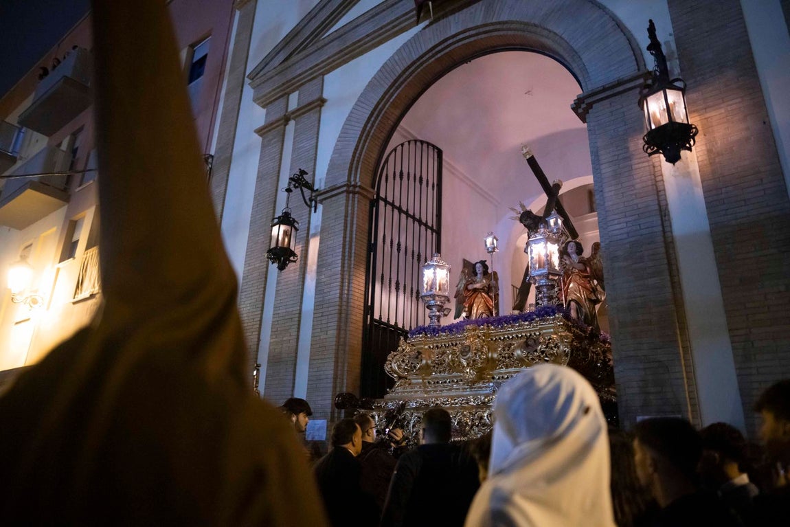 El Lunes Santo de Huelva, en imágenes