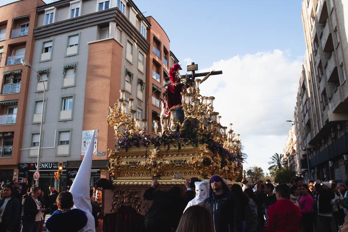 El Martes Santo de Huelva, en imágenes