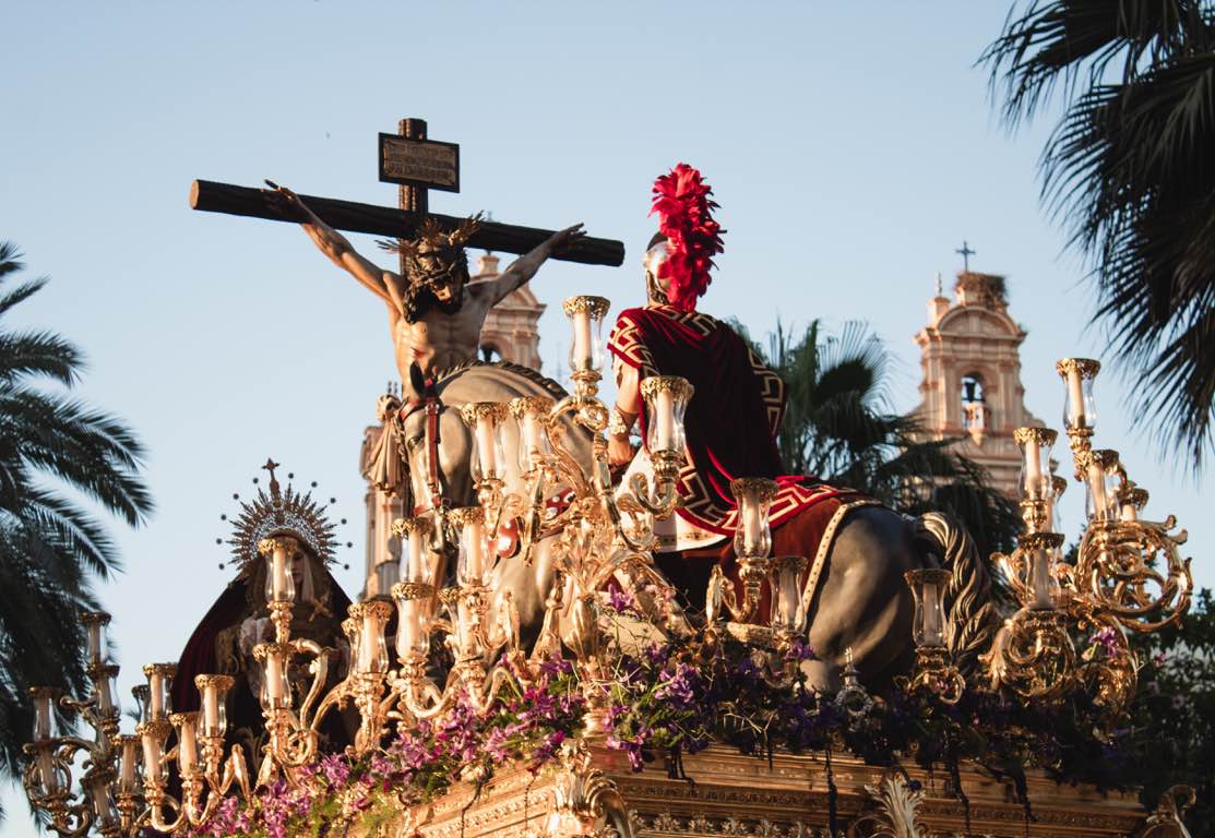 El Martes Santo de Huelva, en imágenes