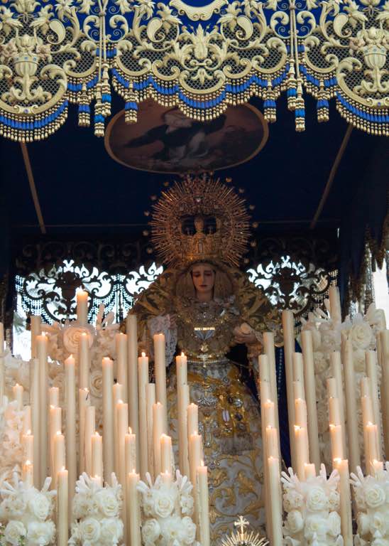El Martes Santo de Huelva, en imágenes