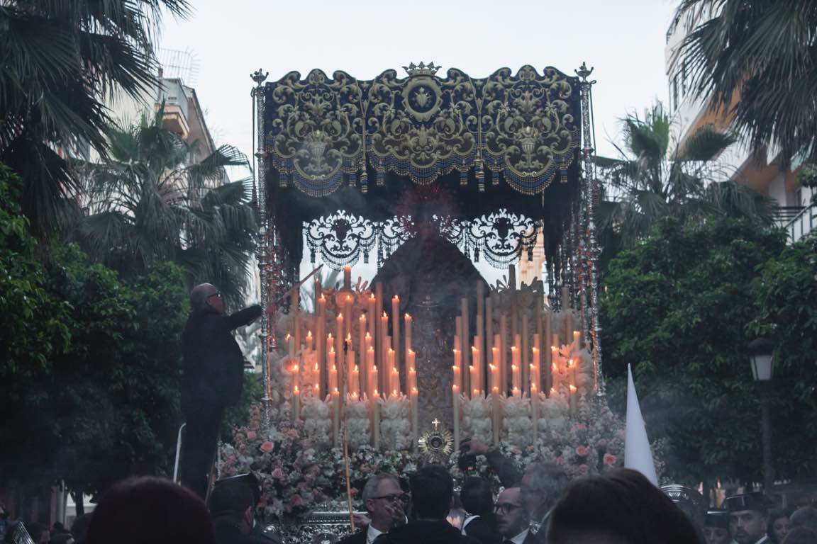 El Martes Santo de Huelva, en imágenes