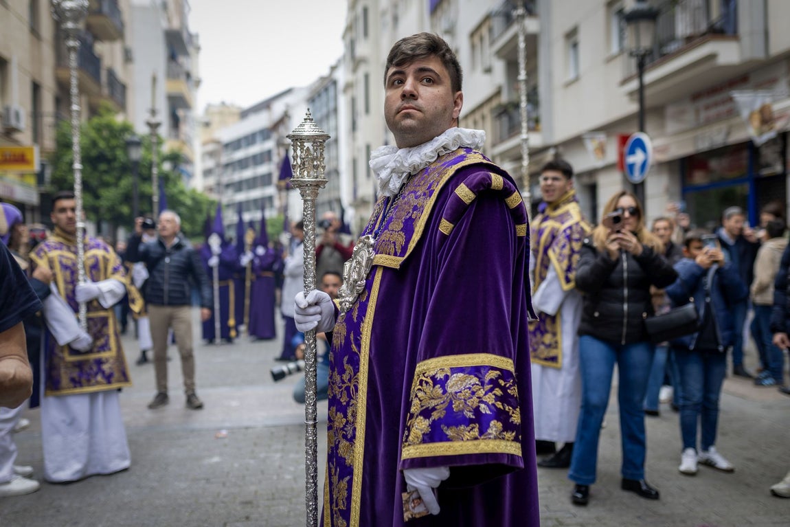 Madrugá de Huelva: Éxtasis de felicidad con el Nazareno y su Madre de la Amargura