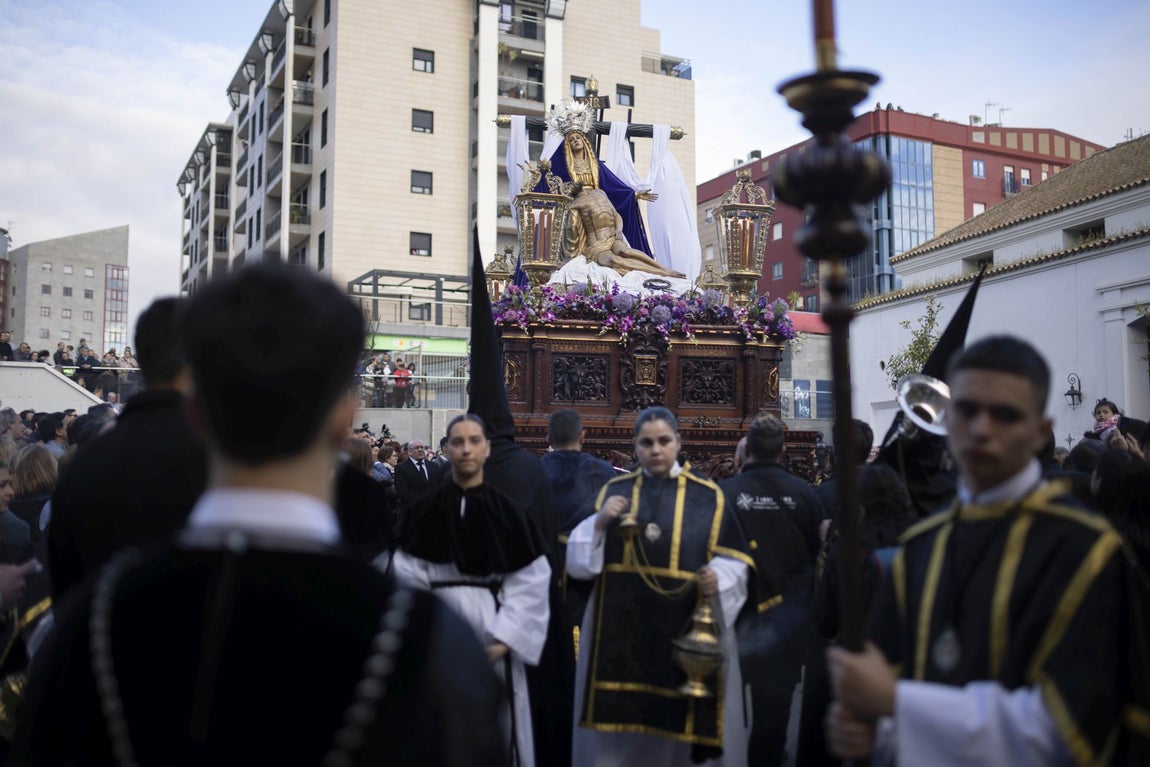 Viernes Santo: El cortejo fúnebre del Santo Entierro