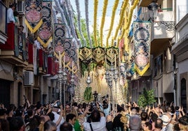 La Esperanza tiñe de verde los corazones onubenses en su procesión extraordinaria