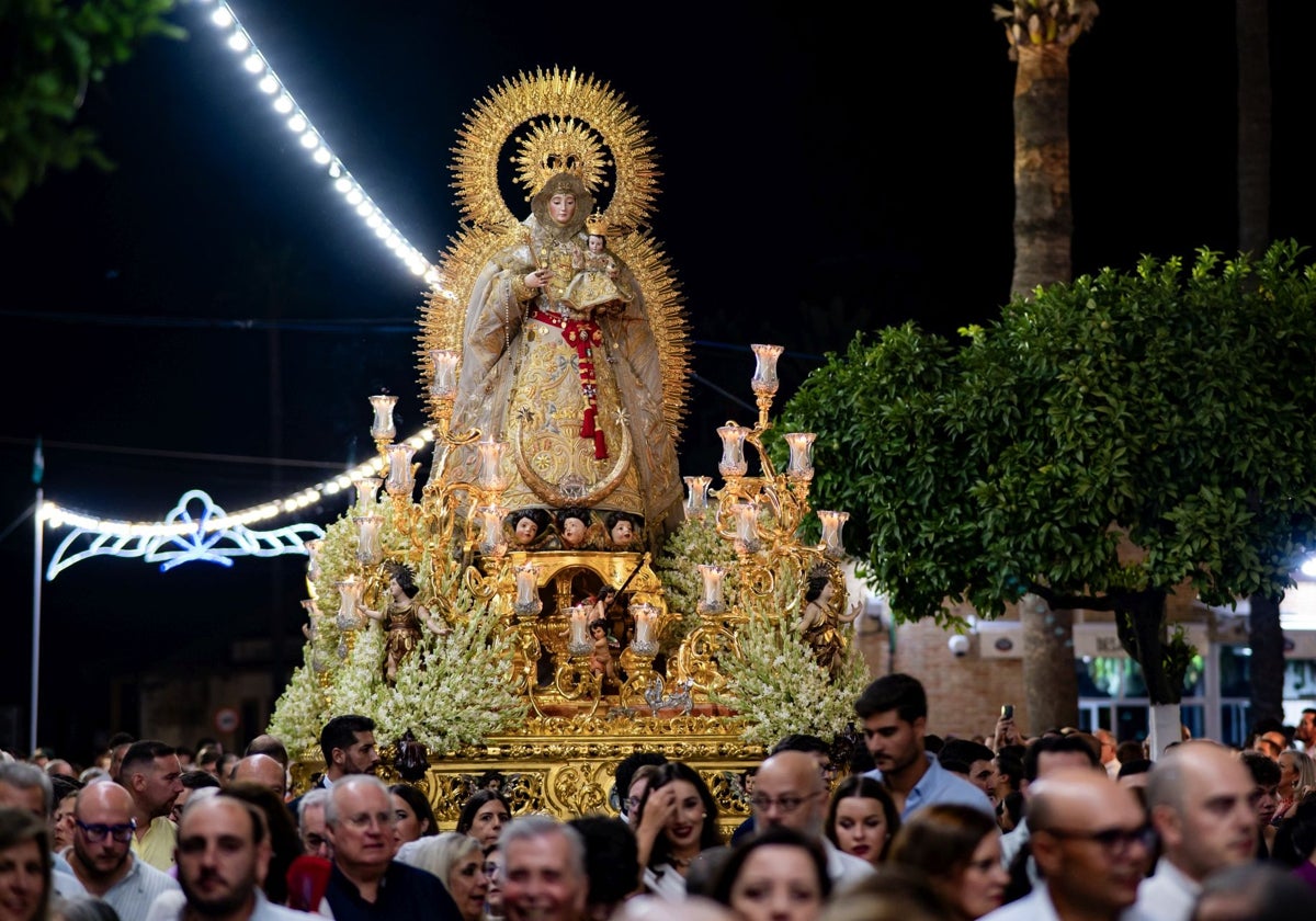La Virgen del Valle por las calles de La Palma del Condado
