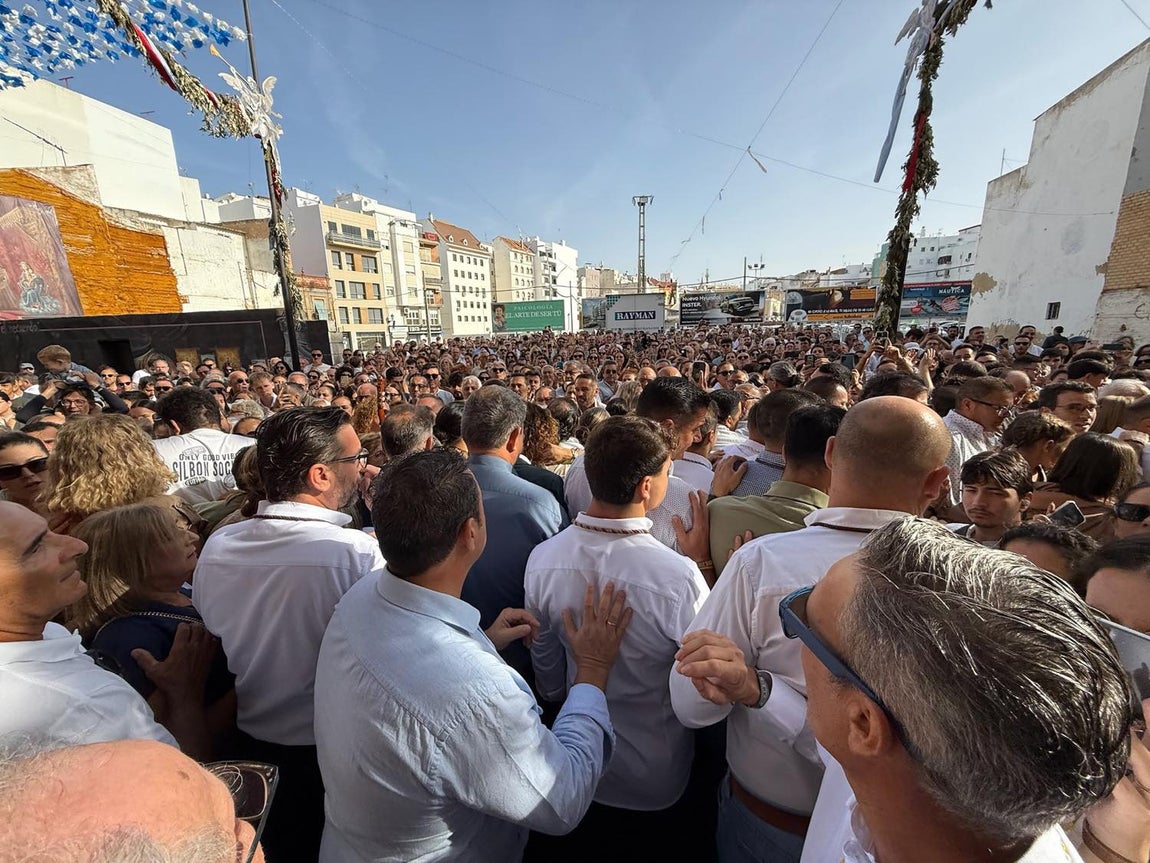 El regreso triunfal de la Virgen de la Bella a su hogar en Lepe, en imágenes