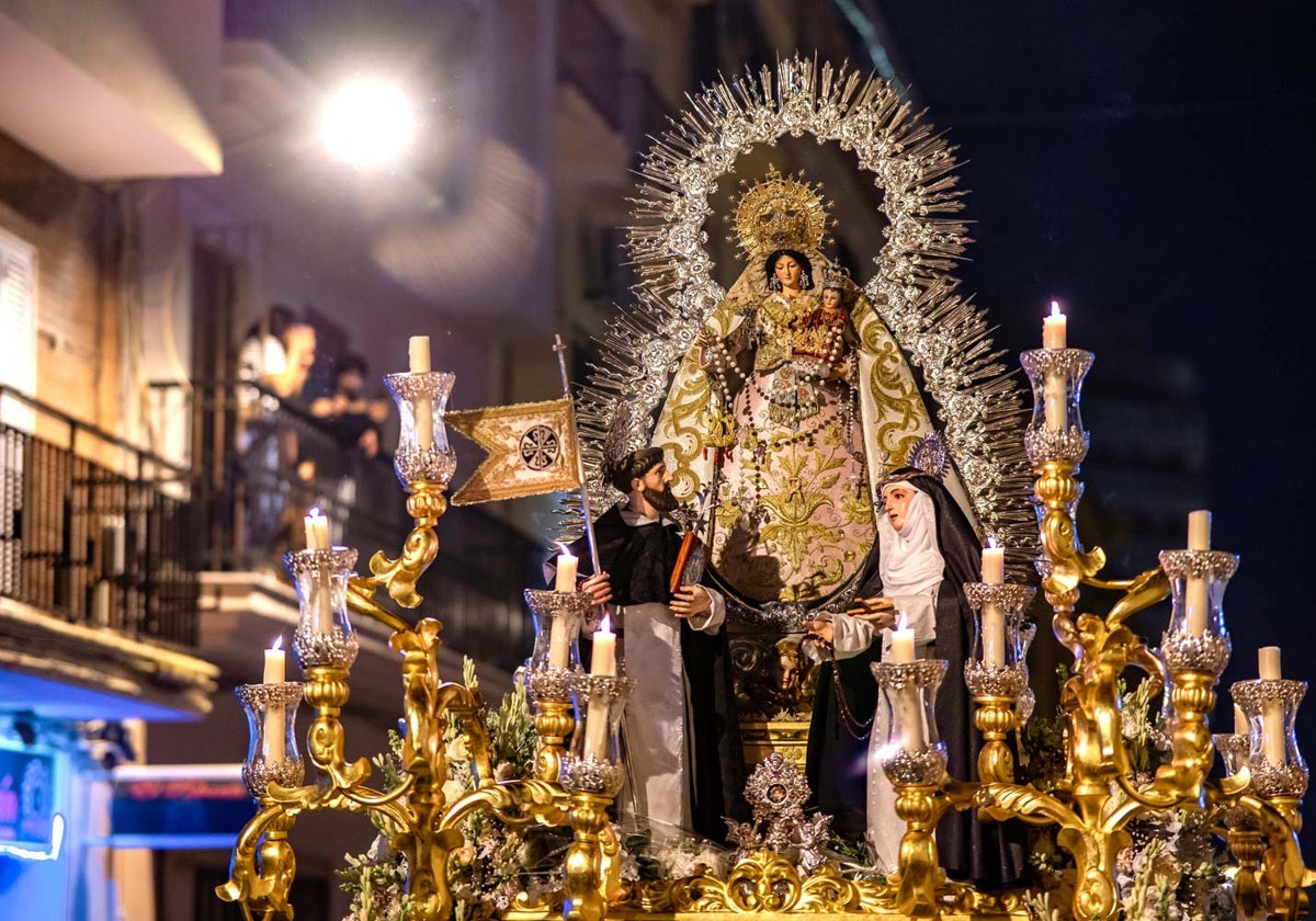 La Virgen del Rosario volverá a recorrer las calles del Polvorín