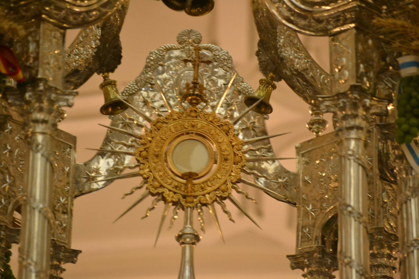 Las imágenes de Huelva vestida de fe y devoción en la celebración del Corpus Christi