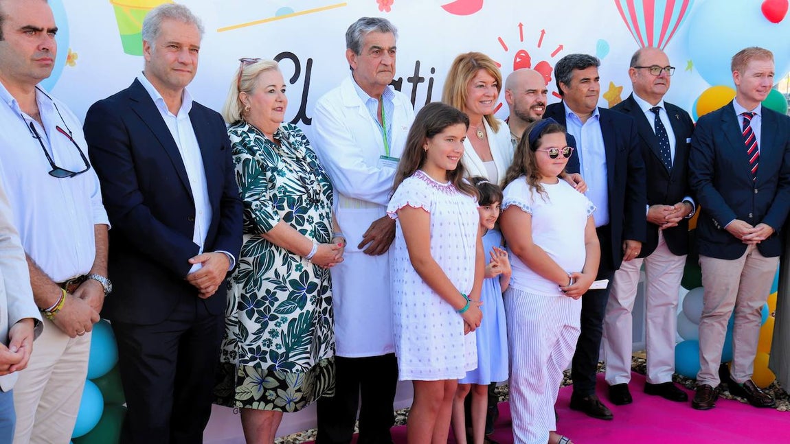 Colocada la primera piedra de El Patio del Amor en el Hospital Juan Ramón Jiménez