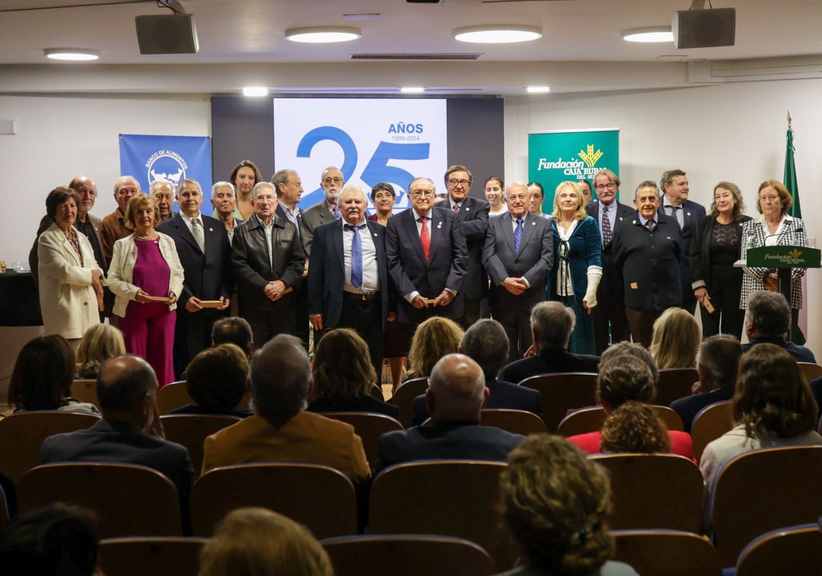 Homenaje a los voluntarios mas veteranos del Banco de Alimentos de Huelva