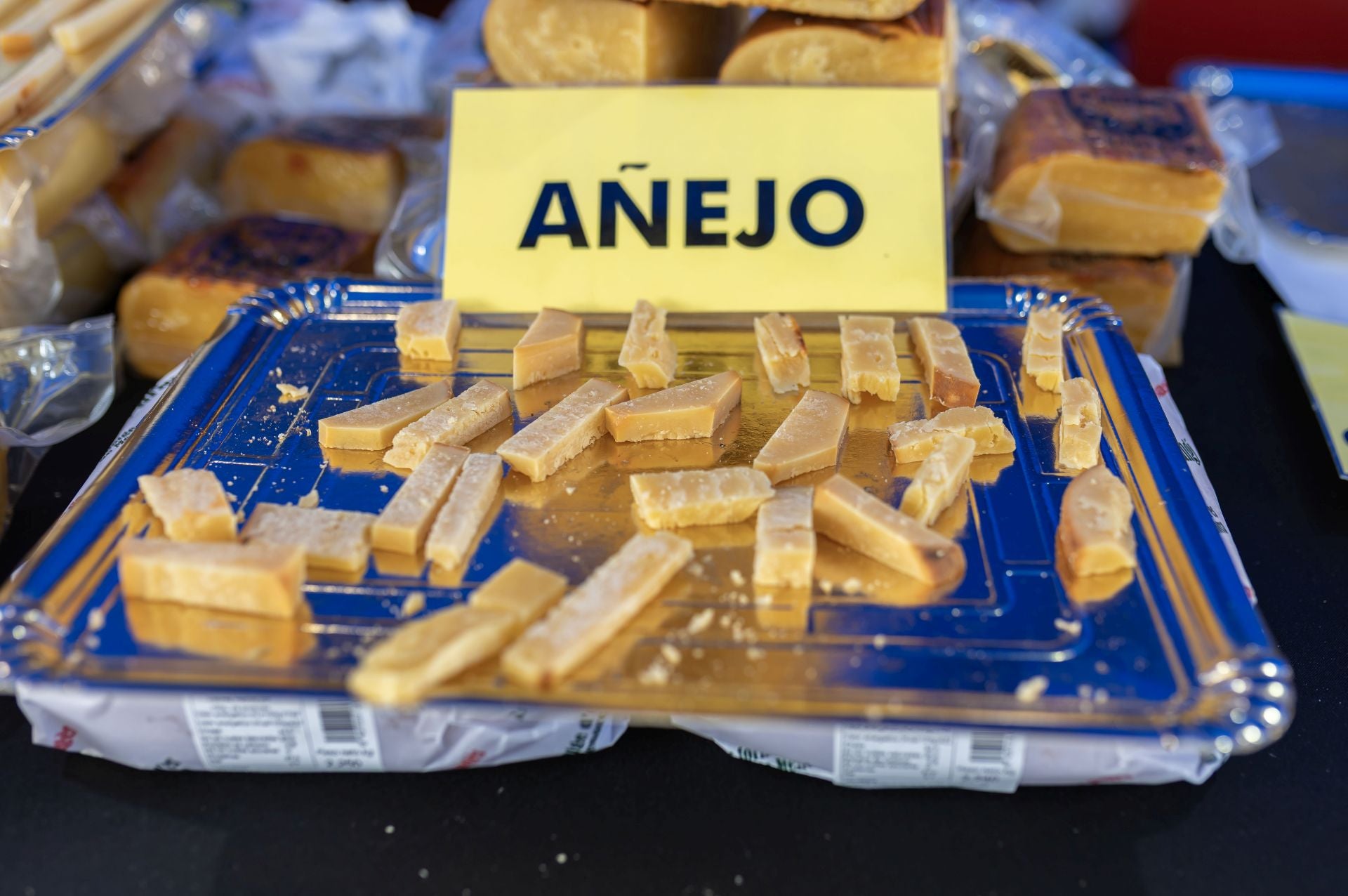 Las imágenes de los mejores quesos de España en la plaza 12 de octubre