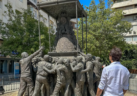 Roca Rey y su emotivo momento en Huelva al encontrarse con la Virgen del Rocío: «Le debo una promesa»