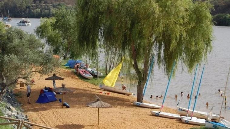 Playa fluvial de Sanlúcar de Guadiana