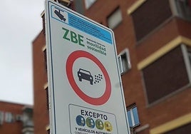Hasta 200 euros de multa: así es la nueva medida de la DGT que está afectando a miles de conductores