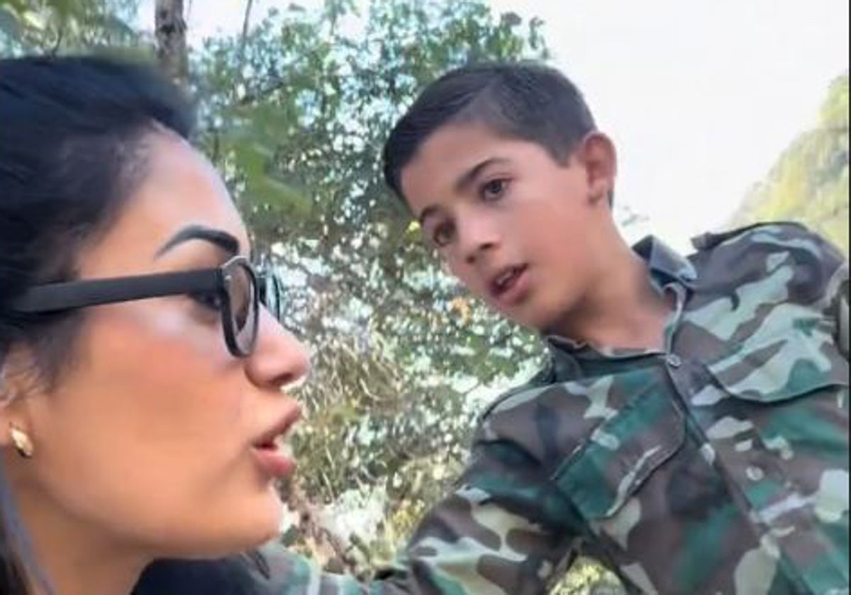 La influencer junto al pequeño Rafa de Aracena