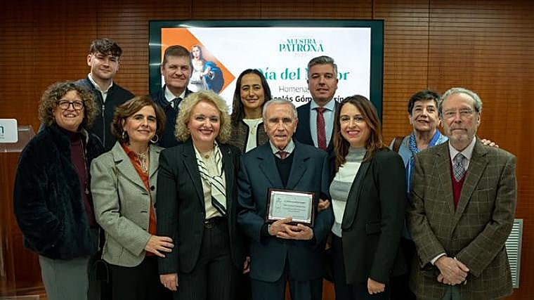 El evento se celebró durante la jornada anual del Colegio de Farmacéuticos de Huelva