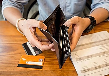 Un juzgado 'libera' a una familia de Huelva sepultada económicamente por una herencia