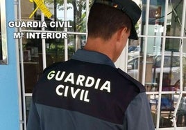 Buscan al autor de una agresión con arma blanca tras una reyerta en una calle de Lepe
